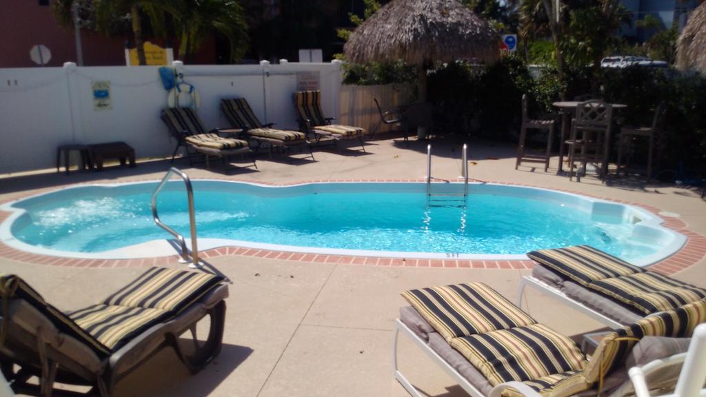 The Cottages At Madeira Beach St. Pete Beach Bagian luar foto