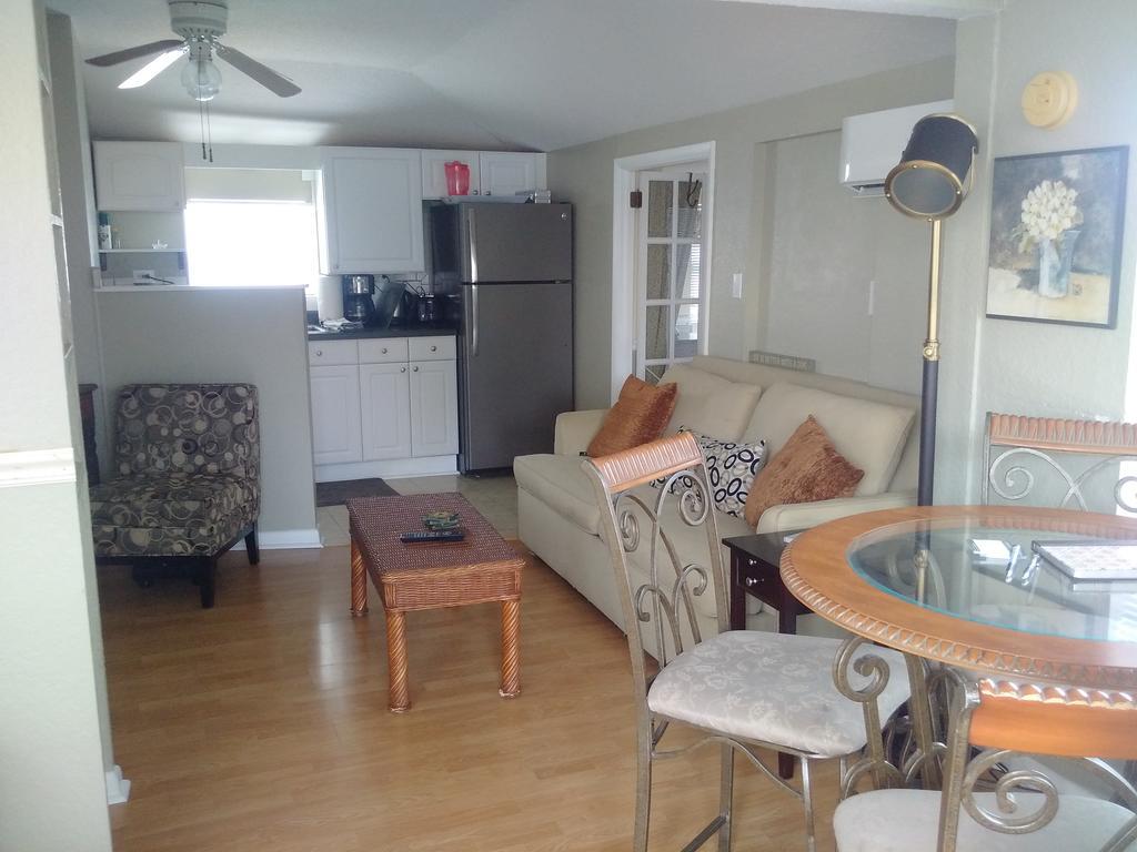 The Cottages At Madeira Beach St. Pete Beach Bagian luar foto