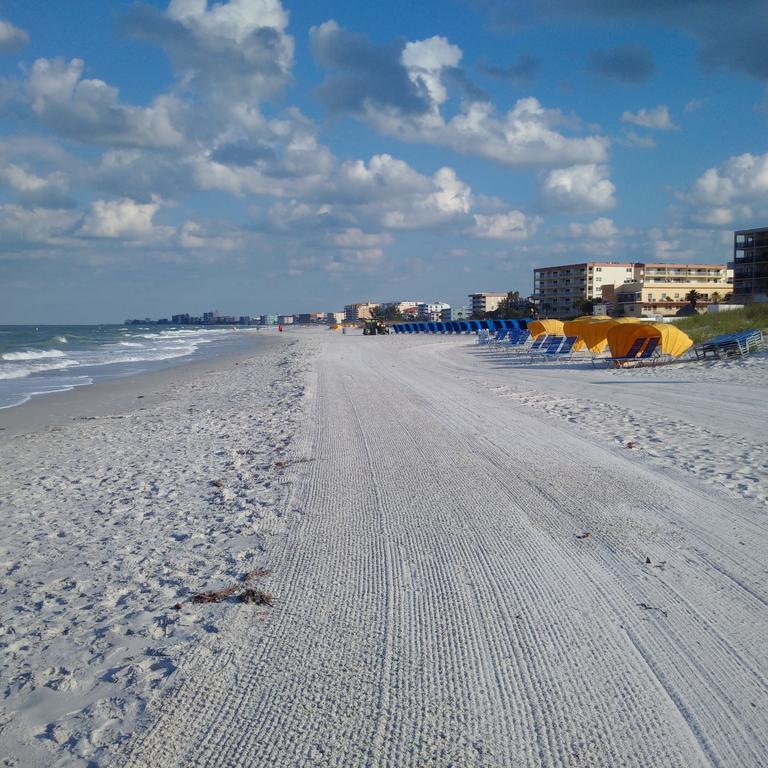 The Cottages At Madeira Beach St. Pete Beach Bagian luar foto