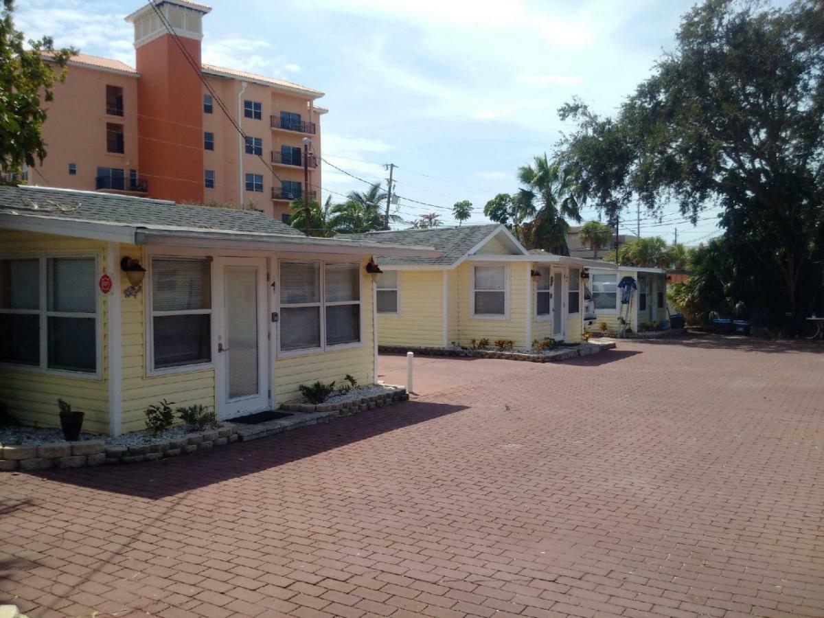 The Cottages At Madeira Beach St. Pete Beach Bagian luar foto