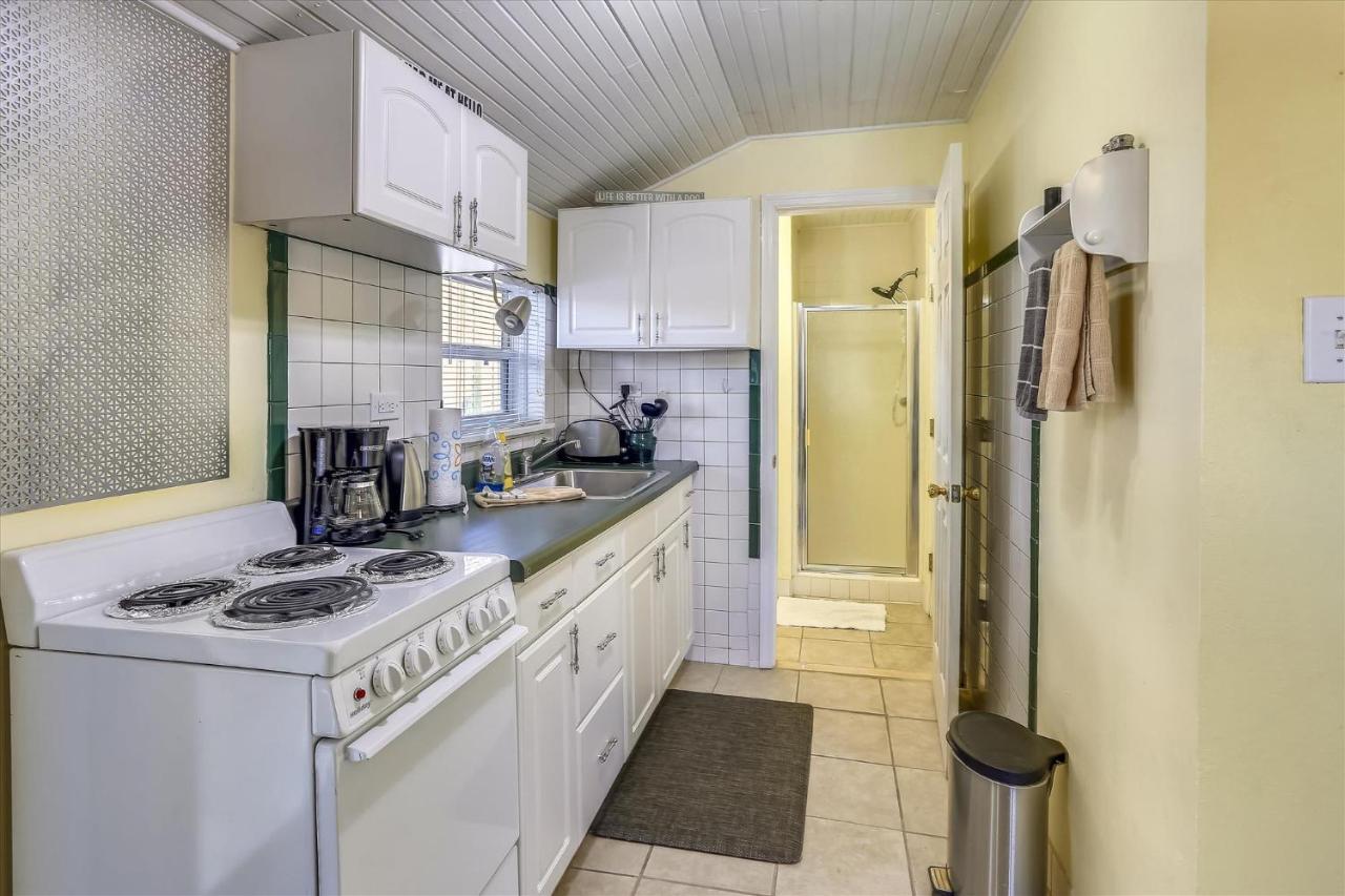 The Cottages At Madeira Beach St. Pete Beach Bagian luar foto
