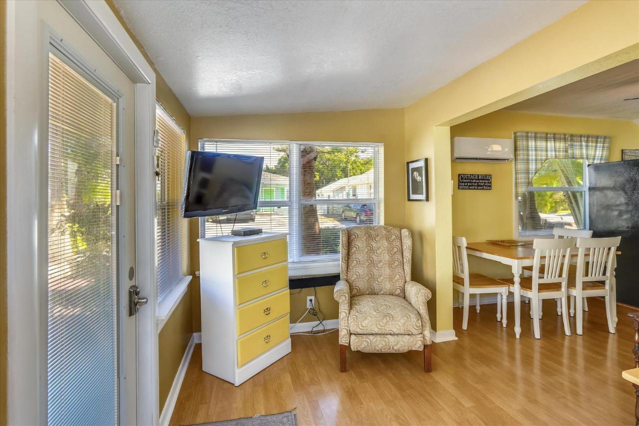 The Cottages At Madeira Beach St. Pete Beach Bagian luar foto