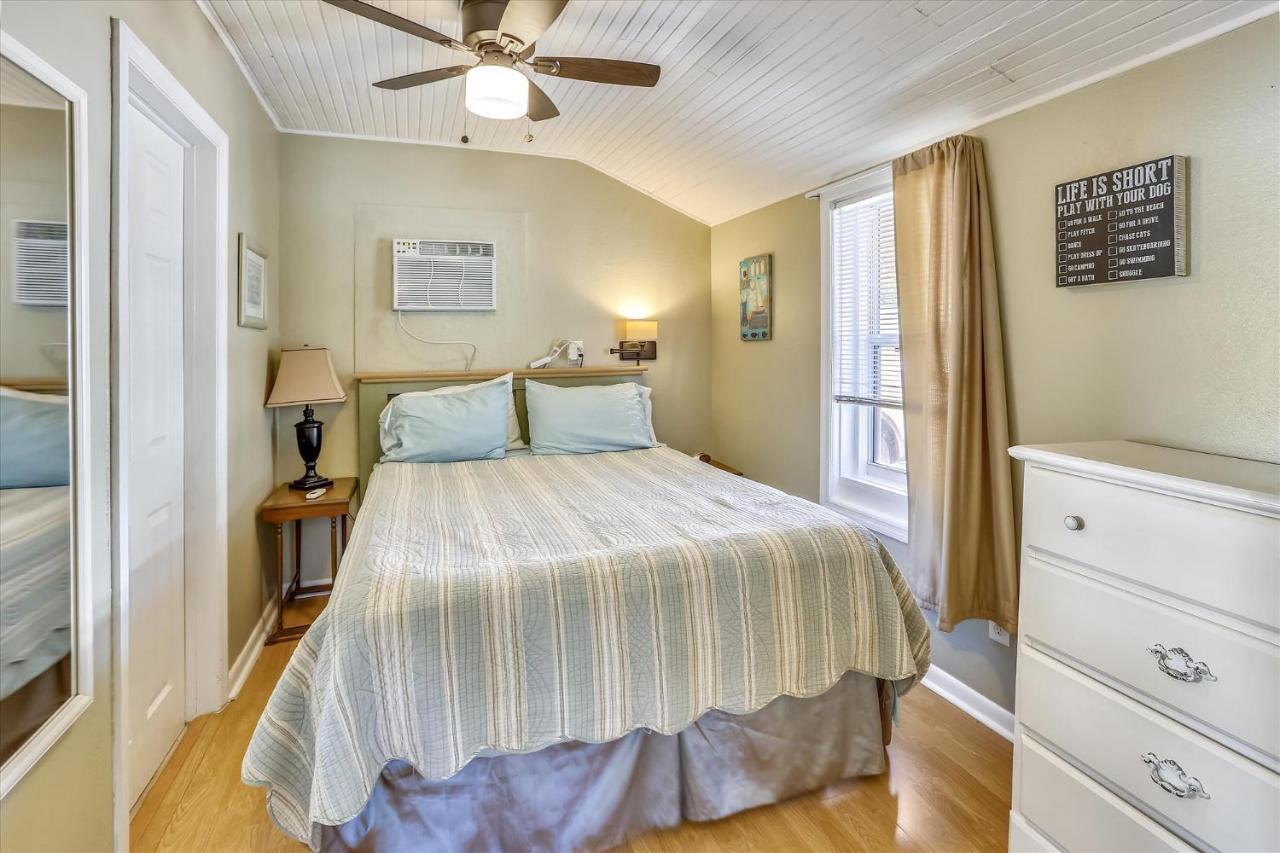 The Cottages At Madeira Beach St. Pete Beach Bagian luar foto